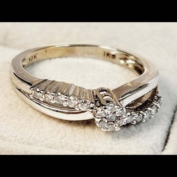 Genuine Diamond Ring in 10K White Gold - Picture 8 of 11